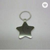 Metal Star Shaped Keychain